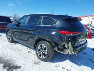 2023 Toyota Highlander L with VIN 5TDKDRBH8PS042797, listed as a IAAI auction lot 41599048 with 26,430 mi miles. Bid and sale history available at carsss.com. Image 3.