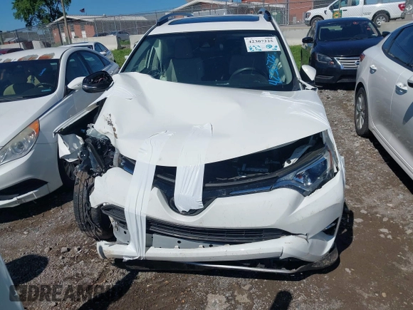 2018 Toyota RAV4 XLE с VIN JTMWFREV9JJ742409, выставлен на аукционе IAAI как лот 42307225 с пробегом 60 738 миль миль и . История ставок и продаж доступна на DreamBid. Изображение 13.