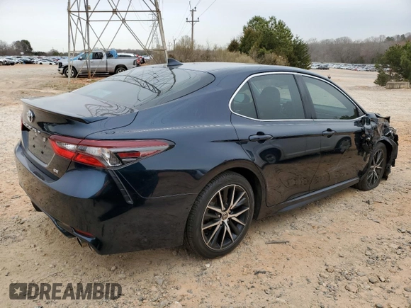 2021 Toyota Camry SE Nightshade with VIN 4T1G11AKXMU614761, listed as a Copart auction lot 48400705 with 115,395 mi miles and Salvage Title. Bid and sale history available at carsss.com. Image 3.