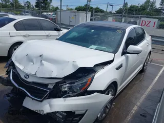 2015 Kia Optima SX Turbo with VIN 5XXGR4A68FG442949, listed as a IAAI auction lot 42297888 with 147,181 mi miles and . Bid and sale history available at DreamBid. Image 2.