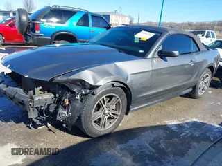 2011 Ford Mustang V6 with VIN 1ZVBP8EM6B5112416, listed as a IAAI auction lot 41416736 with 131,758 mi miles and . Bid and sale history available at DreamBid. Image 19.