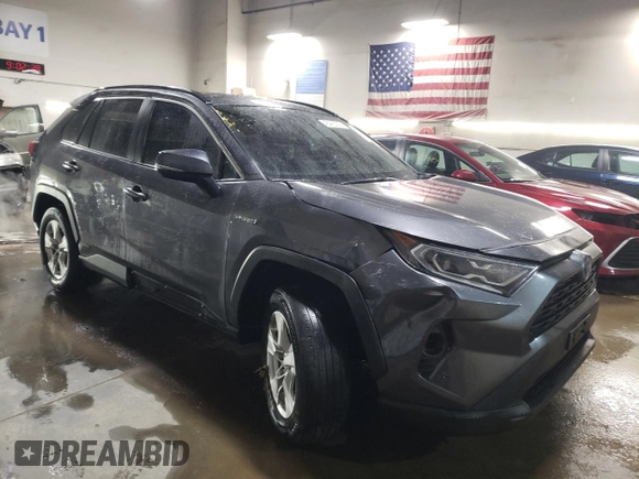 2019 Toyota RAV4 Hybrid XLE with VIN 2T3RWRFV6KW016540, listed as a Copart auction lot 45416235 with 87,713 mi miles and Salvage Title. Bid and sale history available at carsss.com. Image 4.