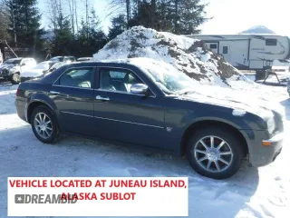 2007 Chrysler 300 C with VIN 2C3LK63H07H827552, listed as a Copart auction lot 45689325 with Not Provided miles and Salvage Title. Bid and sale history available at carsss.com. Image 1.