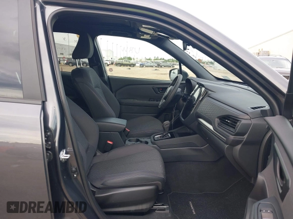2025 Subaru Forester Premium с VIN JF2SLDDC3SH565991, выставлен на аукционе IAAI как лот 42697615 с пробегом 8 143 миль миль и . История ставок и продаж доступна на DreamBid. Изображение 5.