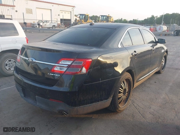 2013 Ford Taurus Limited with VIN 1FAHP2F83DG123026, listed as a IAAI auction lot 42058337 with 194,106 mi miles. Bid and sale history available at carsss.com. Image 4.