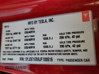 2018 Tesla Model 3 Long Range Battery z VIN 5YJ3E1EB9JF100616, wystawiony jako Copart lot #47430685 z przebiegiem 45 804 mil mil oraz Szkody całkowita. Historia ofert i sprzedaży dostępna na DreamBid. Obrazek 12.