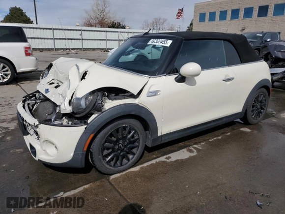 2016 MINI Convertible S с VIN WMWWG9C54G3C21935, выставлен на аукционе Copart как лот 49302455 с пробегом 63 579 миль миль и Списание • Salvage title. История ставок и продаж доступна на DreamBid. Изображение 1.