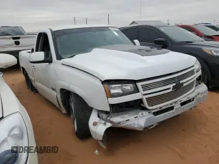 2006 Chevrolet Silverado 1500 with VIN 3GCEC14T76G142647, listed as a Copart auction lot 46390575 with 180,279 mi miles and Salvage Title. Bid and sale history available at DreamBid. Image 4.
