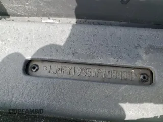 1998 Jeep Wrangler Sport z VIN 1J4FY19S8WP788484, wystawiony jako Copart lot #50835275 z przebiegiem Nie podano mil oraz Szkoda całkowita • Salvage title. Historia ofert i sprzedaży dostępna na DreamBid. Obrazek 12.