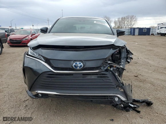 2024 Toyota Venza LE with VIN JTEAAAAH8RJ159640, listed as a Copart auction lot 50432625 with 15,807 mi miles and Salvage Title. Bid and sale history available at carsss.com. Image 5.
