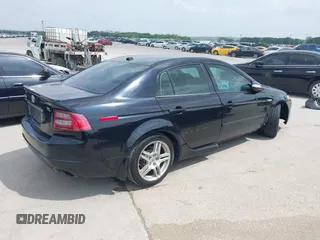 2008 Acura TL with VIN 19UUA66268A022800, listed as a IAAI auction lot 41940436 with 175,420 mi miles. Bid and sale history available at carsss.com. Image 4.
