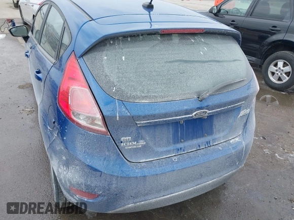 2019 Ford Fiesta SE with VIN 3FADP4EJ2KM121091, listed as a IAAI auction lot 41595764 with 98,669 mi miles. Bid and sale history available at carsss.com. Image 12.