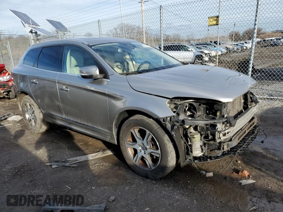 2015 Volvo XC60 T6 Premier Plus с VIN YV4902RC9F2611719, выставлен на аукционе Copart как лот 44420785 с пробегом 157 350 миль миль и Списание • Salvage title. История ставок и продаж доступна на DreamBid. Изображение 4.