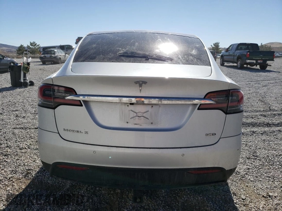 2016 Tesla Model X 70D with VIN 5YJXCAE29GF004033, listed as a Copart auction lot 49673975 with 220,259 mi miles and Salvage Title. Bid and sale history available at DreamBid. Image 6.
