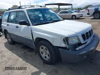 2001 Subaru Forester L with VIN JF1SF63591H748482, listed as a IAAI auction lot 41813762 with 187,412 mi miles. Bid and sale history available at carsss.com. Image 1.