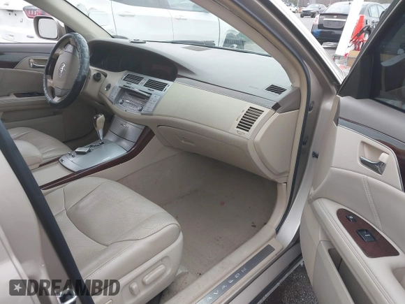 2008 Toyota Avalon XL with VIN 4T1BK36BX8U261553, listed as a IAAI auction lot 41382471 with 148,013 mi miles and . Bid and sale history available at carsss.com. Image 5.