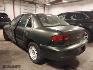 2000 Chevrolet Cavalier with VIN 1G1JC5240Y7265246, listed as a IAAI auction lot 41734226 with 194,333 mi miles. Bid and sale history available at carsss.com. Image 3.