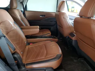 2022 Nissan Pathfinder Platinum with VIN 5N1DR3DK0NC215464, listed as a Copart auction lot 55398925 with 85,302 mi miles and Salvage title. Bid and sale history available at DreamBid. Image 11.