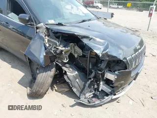 2020 Jeep Cherokee Limited with VIN 1C4PJMDX7LD522471, listed as a IAAI auction lot 42468793 with 62,226 mi miles and . Bid and sale history available at DreamBid. Image 6.