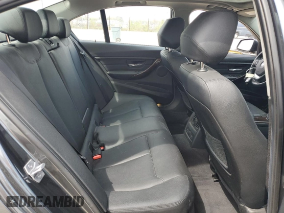 2014 BMW 3 Series 328i with VIN WBA3A5C55EP603570, listed as a Copart auction lot 52092455 with 125,249 mi miles and Salvage Title. Bid and sale history available at DreamBid. Image 10.