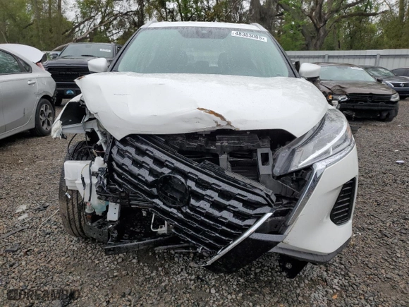 2024 Nissan Kicks SV with VIN 3N1CP5CVXRL493587, listed as a Copart auction lot 48383005 with 19,112 mi miles and Salvage Title. Bid and sale history available at carsss.com. Image 5.