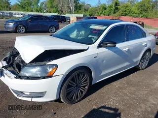 2015 Volkswagen Passat SE с VIN 1VWBS7A31FC075721, выставлен на аукционе IAAI как лот 42326684 с пробегом 177 448 миль миль и . История ставок и продаж доступна на DreamBid. Изображение 17.