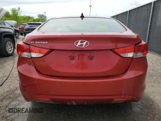 2012 Hyundai Elantra GLS z VIN KMHDH4AE2CU264809, wystawiony jako Copart lot #58392915 z przebiegiem 181 085 mil mil oraz Czysty tytuł • Clean title. Historia ofert i sprzedaży dostępna na DreamBid. Obrazek 6.