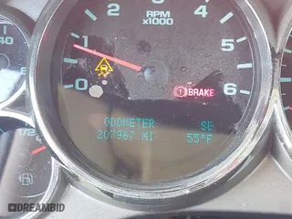 2011 Chevrolet Silverado 1500 LT with VIN 3GCPKSE31BG403653, listed as a IAAI auction lot 41764157 with 207,967 mi miles. Bid and sale history available at carsss.com. Image 16.