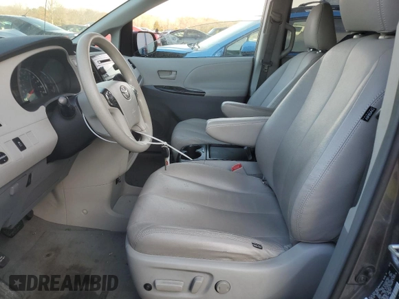 2011 Toyota Sienna LE AAS with VIN 5TDKK3DC8BS036611, listed as a Copart auction lot 86568384 with 160,580 mi miles and Salvage Title. Bid and sale history available at carsss.com. Image 7.