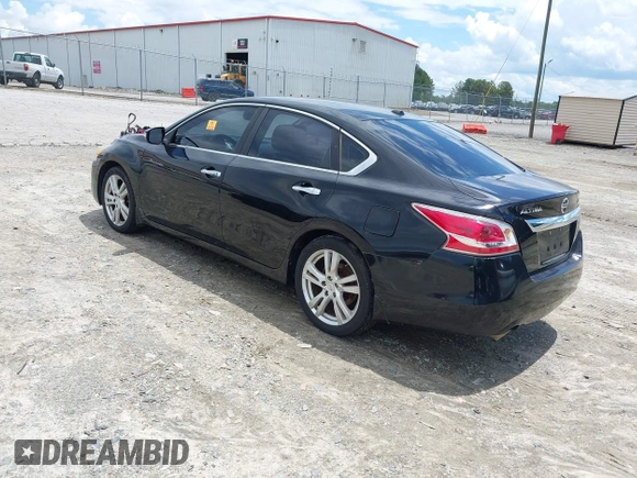 2013 Nissan Altima SL z VIN 1N4BL3AP1DC117237, wystawiony jako IAAI lot #42250551 z przebiegiem Nie podano mil oraz . Historia ofert i sprzedaży dostępna na DreamBid. Obrazek 3.