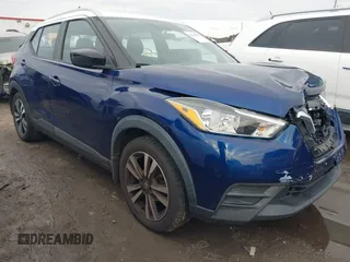 2019 Nissan Kicks SR with VIN 3N1CP5CU4KL564344, listed as a IAAI auction lot 41314651 with 88,058 mi miles. Bid and sale history available at carsss.com. Image 1.