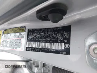 2005 Toyota Avalon XL with VIN 4T1BK36B25U036071, listed as a IAAI auction lot 42100456 with 185,898 mi miles and . Bid and sale history available at carsss.com. Image 9.