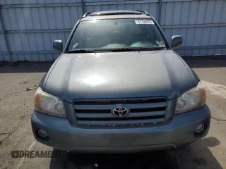 2005 Toyota Highlander z VIN JTEEP21AX50089793, wystawiony jako Copart lot #51108955 z przebiegiem 167 137 mil mil oraz Tytuł czysty. Historia ofert i sprzedaży dostępna na DreamBid. Obrazek 5.