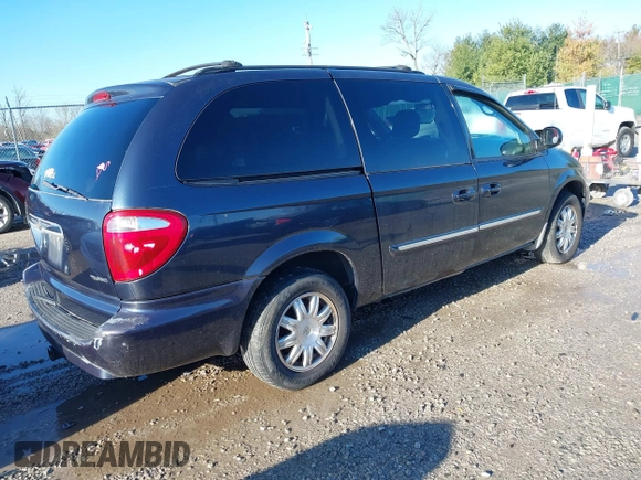2007 Chrysler Town & Country LWB Touring with VIN 2A4GP54L87R280451, listed as a IAAI auction lot 41824129 with 150,676 mi miles. Bid and sale history available at carsss.com. Image 4.