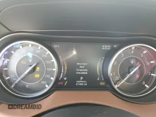 2022 Maserati Levante GT with VIN ZN661XUA3NX389376, listed as a Copart auction lot 41491404 with 21,494 mi miles. Bid and sale history available at carsss.com. Image 9.