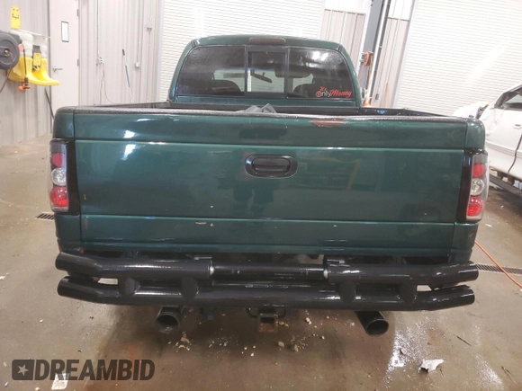 2000 Dodge Dakota Sport with VIN 1B7GG2AN1YS769770, listed as a Copart auction lot 86700484 with 0 mi miles and Clean Title. Bid and sale history available at carsss.com. Image 6.
