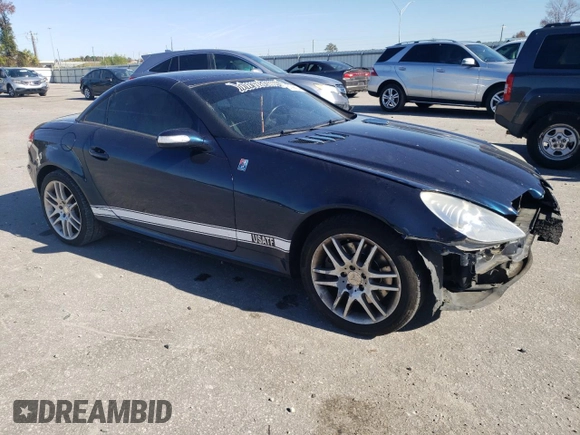 2007 Mercedes-Benz SLK 350 z VIN WDBWK56F97F142964, wystawiony jako Copart lot #81995134 z przebiegiem 98 475 mil mil oraz Szkoda całkowita • Salvage title. Historia ofert i sprzedaży dostępna na DreamBid. Obrazek 4.