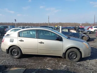 2009 Nissan Sentra FE+ with VIN 3N1AB61EX9L685610, listed as a IAAI auction lot 41483199 with 189,456 mi miles and . Bid and sale history available at DreamBid. Image 13.