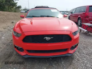2015 Ford Mustang EcoBoost Premium с VIN 1FATP8UH8F5403071, выставлен на аукционе IAAI как лот 42065140 с пробегом 49 767 миль миль и . История ставок и продаж доступна на DreamBid. Изображение 6.