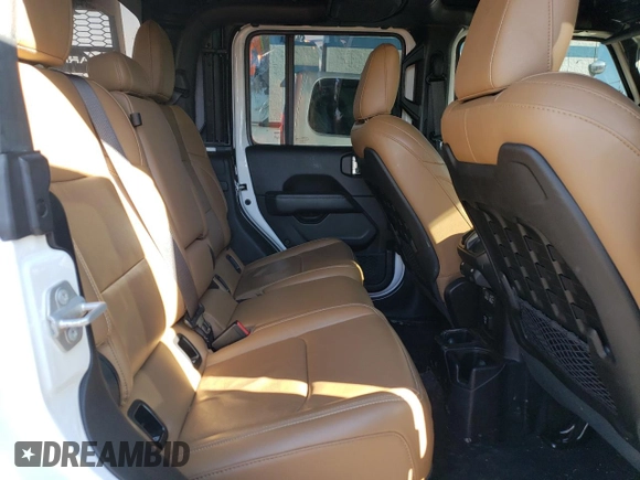 2020 Jeep Gladiator Rubicon with VIN 1C6JJTBG7LL152204, listed as a Copart auction lot 83525554 with 7,030 mi miles and Salvage title. Bid and sale history available at DreamBid. Image 12.