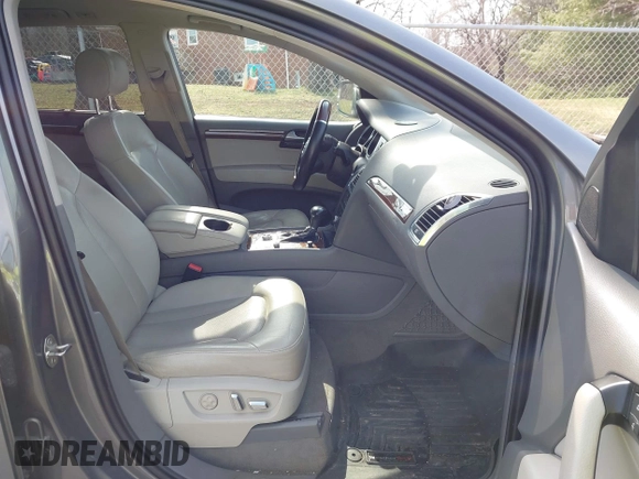 2013 Audi Q7 S line Prestige с VIN WA1DGAFE8DD012301, выставлен на аукционе IAAI как лот 41768600 с пробегом 312 744 миль миль и . История ставок и продаж доступна на DreamBid. Изображение 5.
