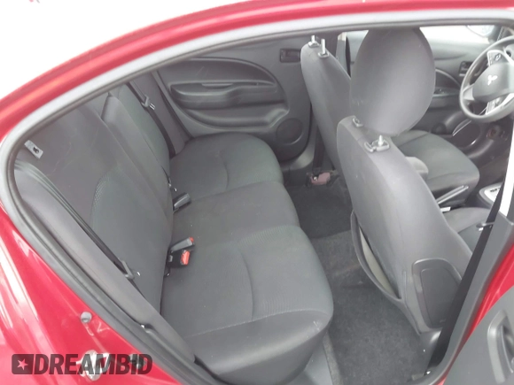 2019 Mitsubishi Mirage ES z VIN ML32F3FJXKHF15235, wystawiony jako IAAI lot #41590832 z przebiegiem 46 193 mil mil oraz . Historia ofert i sprzedaży dostępna na DreamBid. Obrazek 8.