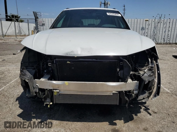 2019 Audi SQ5 Premium Plus with VIN WA1B4AFY4K2065113, listed as a Copart auction lot 54345894 with 32,201 mi miles and Salvage Title. Bid and sale history available at DreamBid. Image 5.