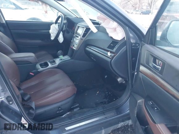 2014 Subaru Outback Limited with VIN 4S4BRBPC8E3299975, listed as a IAAI auction lot 40965409 with 86,721 mi miles and . Bid and sale history available at DreamBid. Image 5.