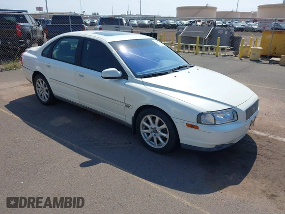 2003 Volvo S80 with VIN YV1TS91Z531313059, listed as a IAAI auction lot 41581225 with 127,946 mi miles. Bid and sale history available at carsss.com. Image 1.