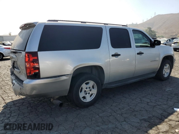 2010 Chevrolet Suburban LS with VIN 1GNUCHE01AR218260, listed as a Copart auction lot 76029674 with 0 mi miles and Salvage Title. Bid and sale history available at carsss.com. Image 3.