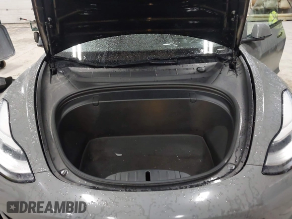 2018 Tesla Model 3 Long Range Battery with VIN 5YJ3E1EB8JF113566, listed as a IAAI auction lot 41726484 with 91,255 mi miles and . Bid and sale history available at DreamBid. Image 10.