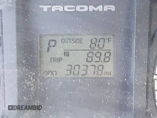 2016 Toyota Tacoma SR with VIN 5TFRX5GN0GX064882, listed as a IAAI auction lot 41371947 with 30,378 mi miles and . Bid and sale history available at DreamBid. Image 15.