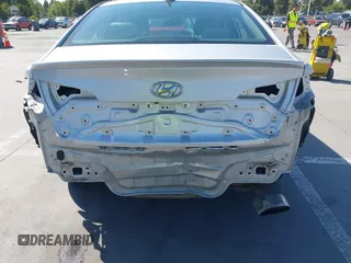 2016 Hyundai Sonata SE with VIN 5NPE24AF2GH386525, listed as a IAAI auction lot 42429207 with 125,833 mi miles and . Bid and sale history available at DreamBid. Image 6.