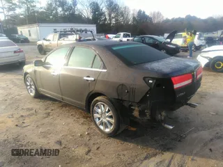 2011 Lincoln MKZ z VIN 3LNHL2GC6BR766674, wystawiony jako IAAI lot #41171302 z przebiegiem 250 324 mil mil oraz . Historia ofert i sprzedaży dostępna na DreamBid. Obrazek 3.